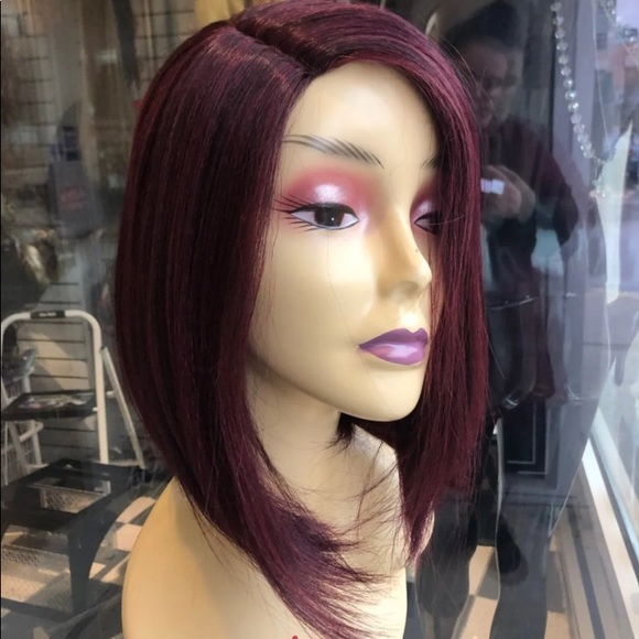 Burgundy bob wig main image 5